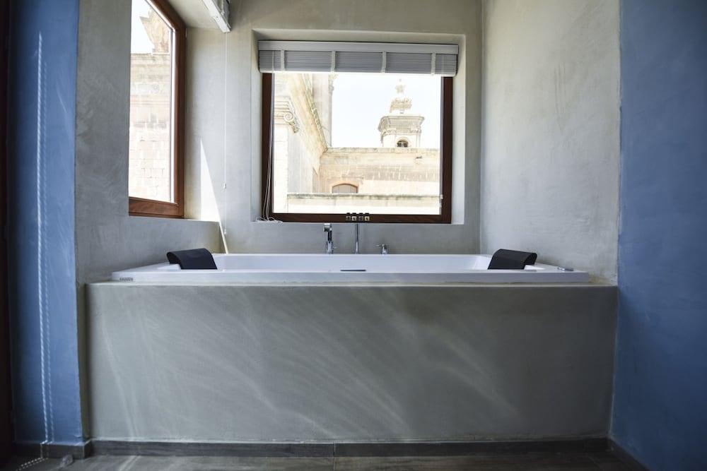 Quaint Boutique Hotel Nadur Bagian luar foto
